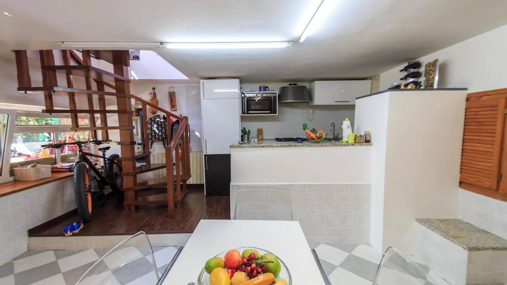 Grande Appartamento Con Giardino Varazze